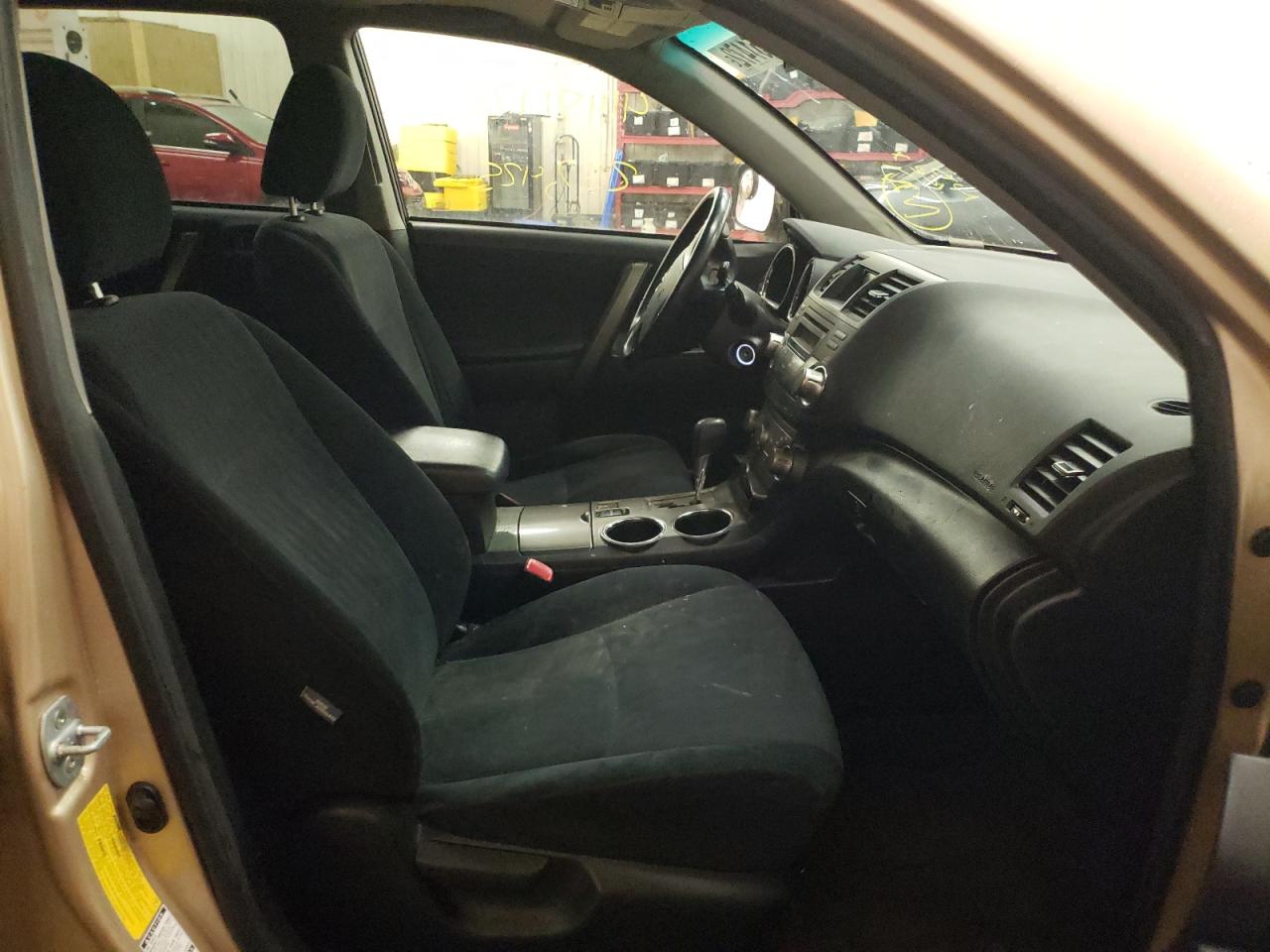 Photo 5 from auction – 2008 TOYOTA 025FD25 with VIN JTEES43A882087489