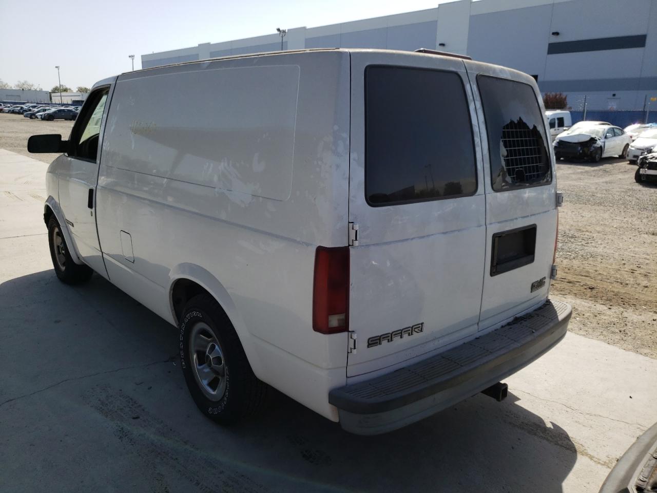 Photo 3 from auction – 2002 GMC SAFARI XT with VIN 1GTDM19X62B515779