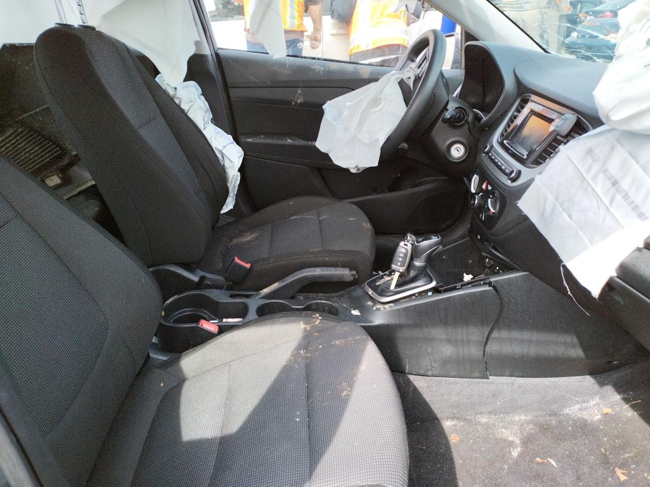 Photo 5 from auction – 2020 HYUNDAI ACCENT SE with VIN 3KPC24A66LE109799