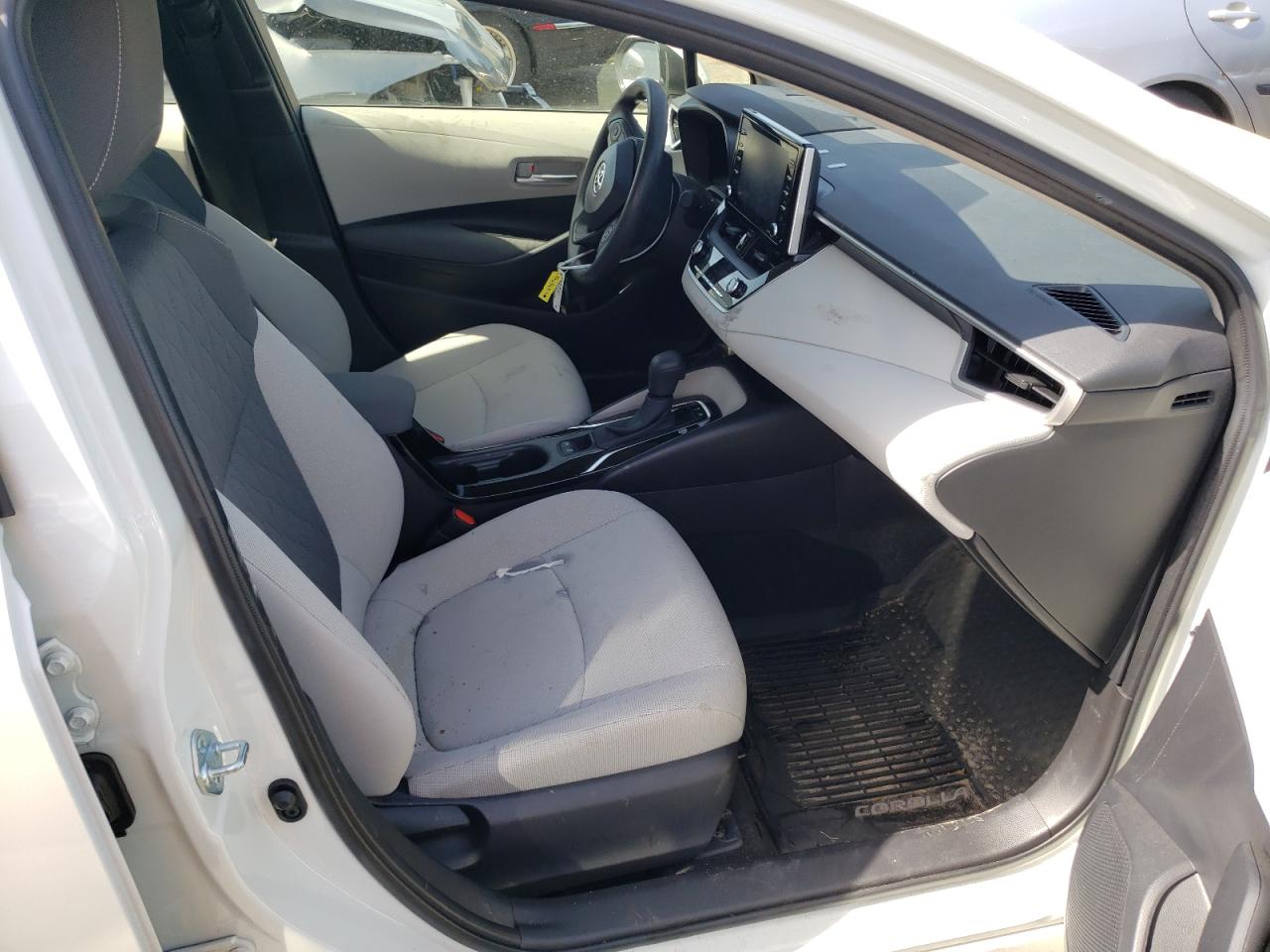 Photo 5 from auction – 2021 TOYOTA COROLLA LE with VIN JTDEAMDE4MJ002415