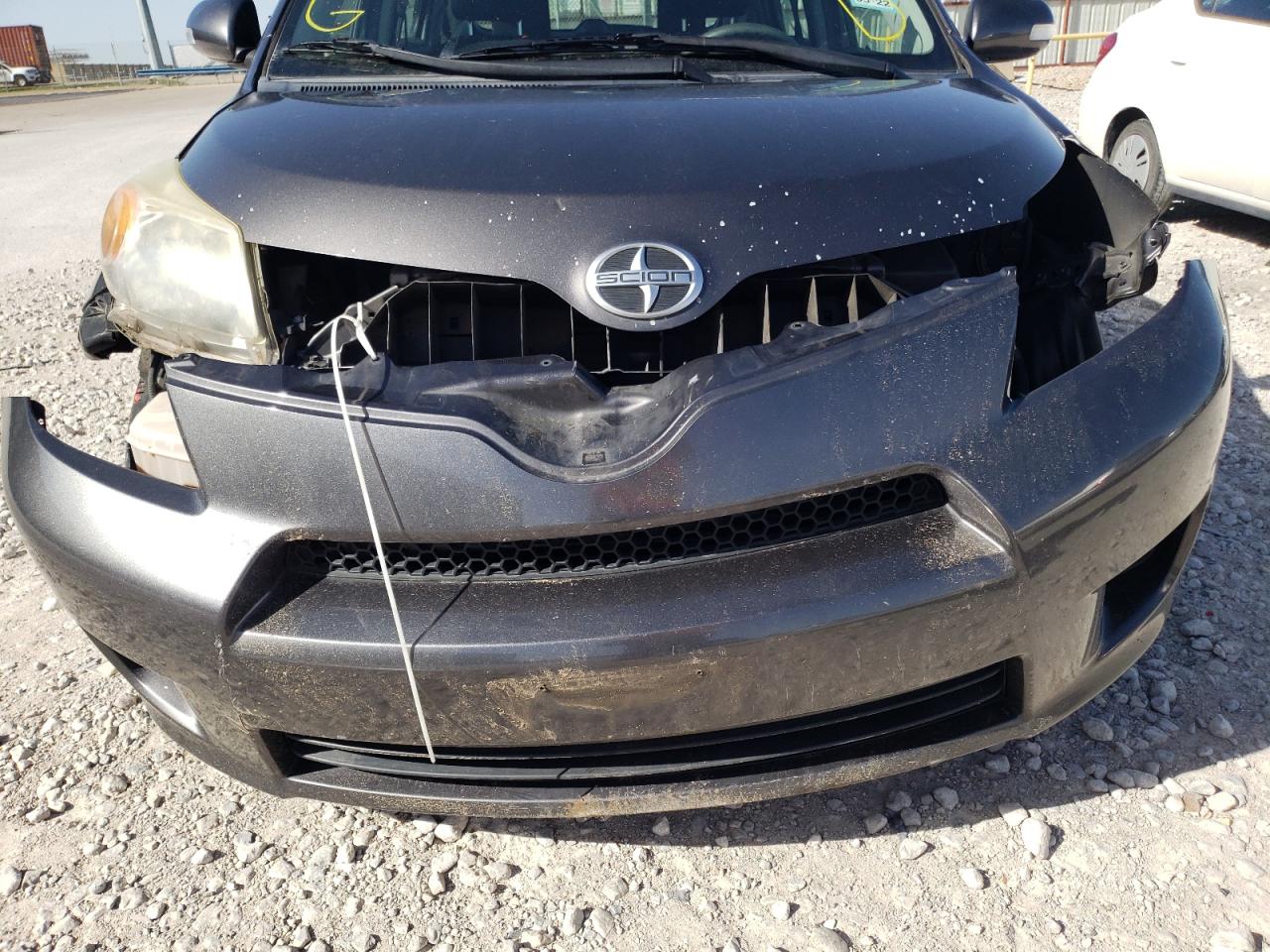 Photo 9 from auction – 2011 TOYOTA SCION XD with VIN JTKKU4B42B1013021