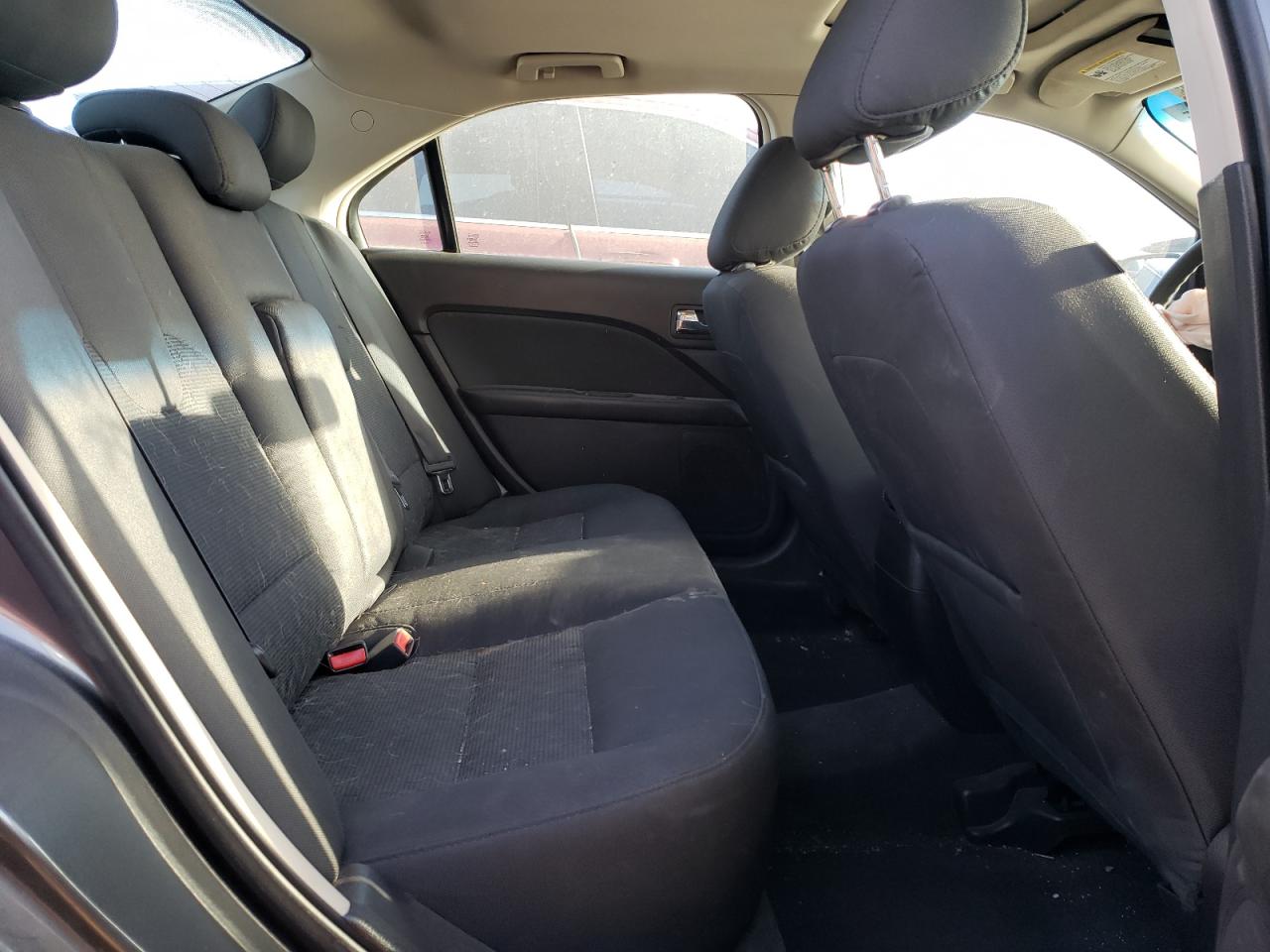 Photo 6 from auction – 2011 FORD FUSION SE with VIN 3FAHP0HA4BR291641