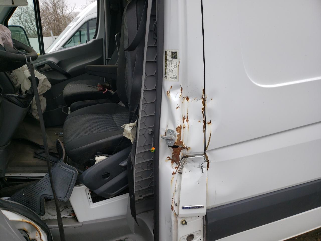 Photo 10 from auction – 2013 MERCEDES-BENZ SPRINTER 2 with VIN WD3PE7CC0D5749298