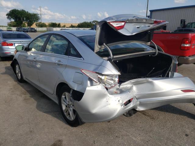Фото 3 с аукциона – 2012 HYUNDAI SONATA с VIN 5NPEB4AC6CH494095