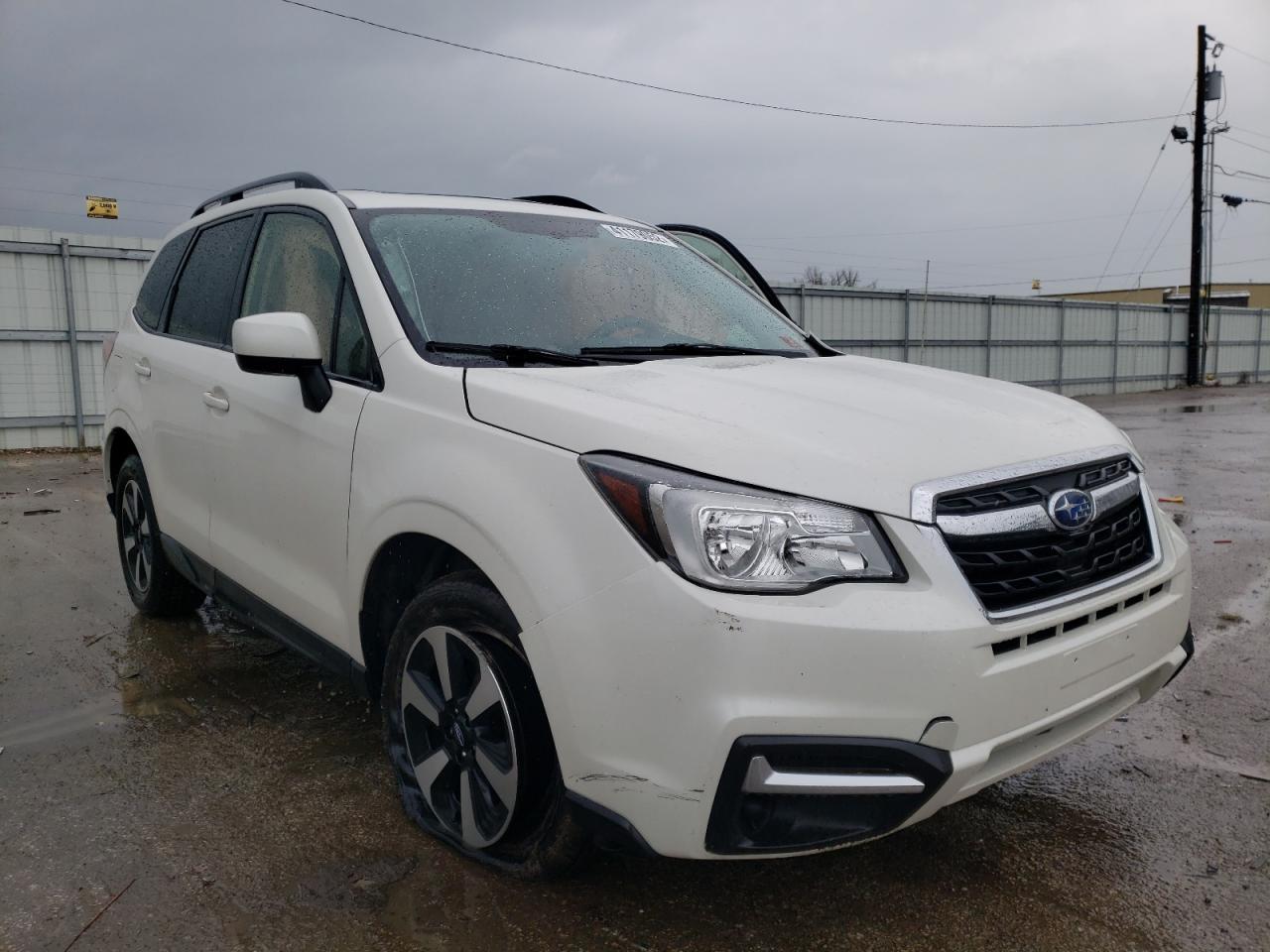 SUBARU FORESTER 2 2017 with VIN JF2SJAECXHH508098 - Photo from auction