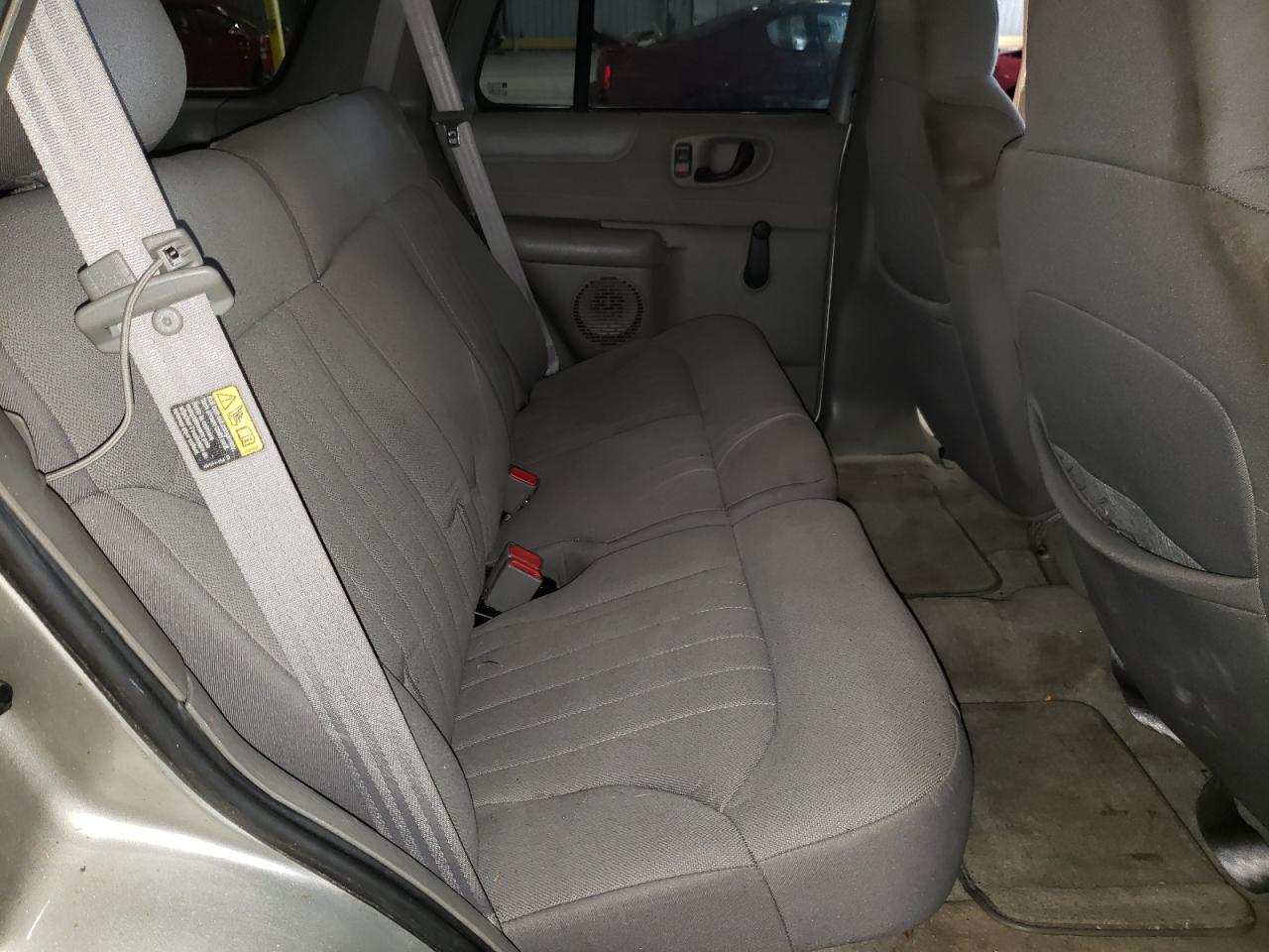 Photo 6 from auction – 2003 CHEVROLET BLAZER with VIN 1GNCS13X93K165793
