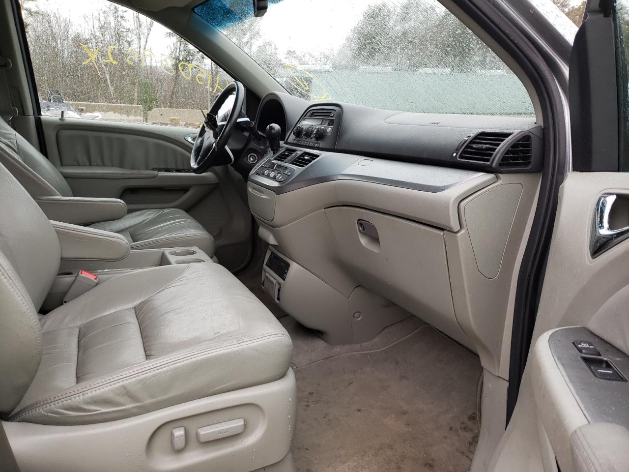 Photo 5 from auction – 2010 HONDA ODYSSEY EX with VIN 5FNRL3H74AB080861