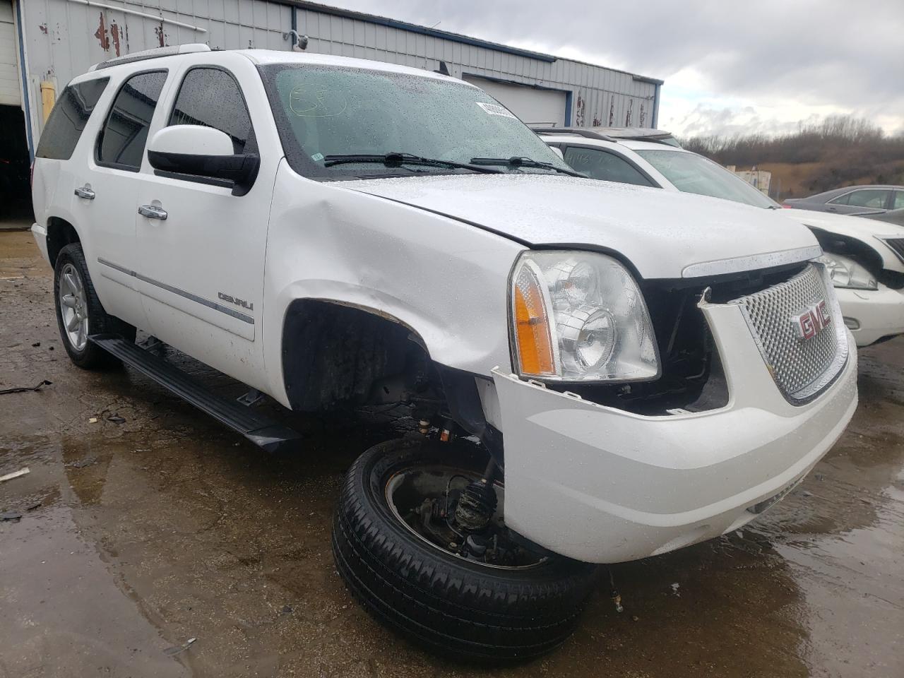 GMC YUKON DENA 2012 con VIN 1GKS2EEF7CR136756 - Foto de la subasta
