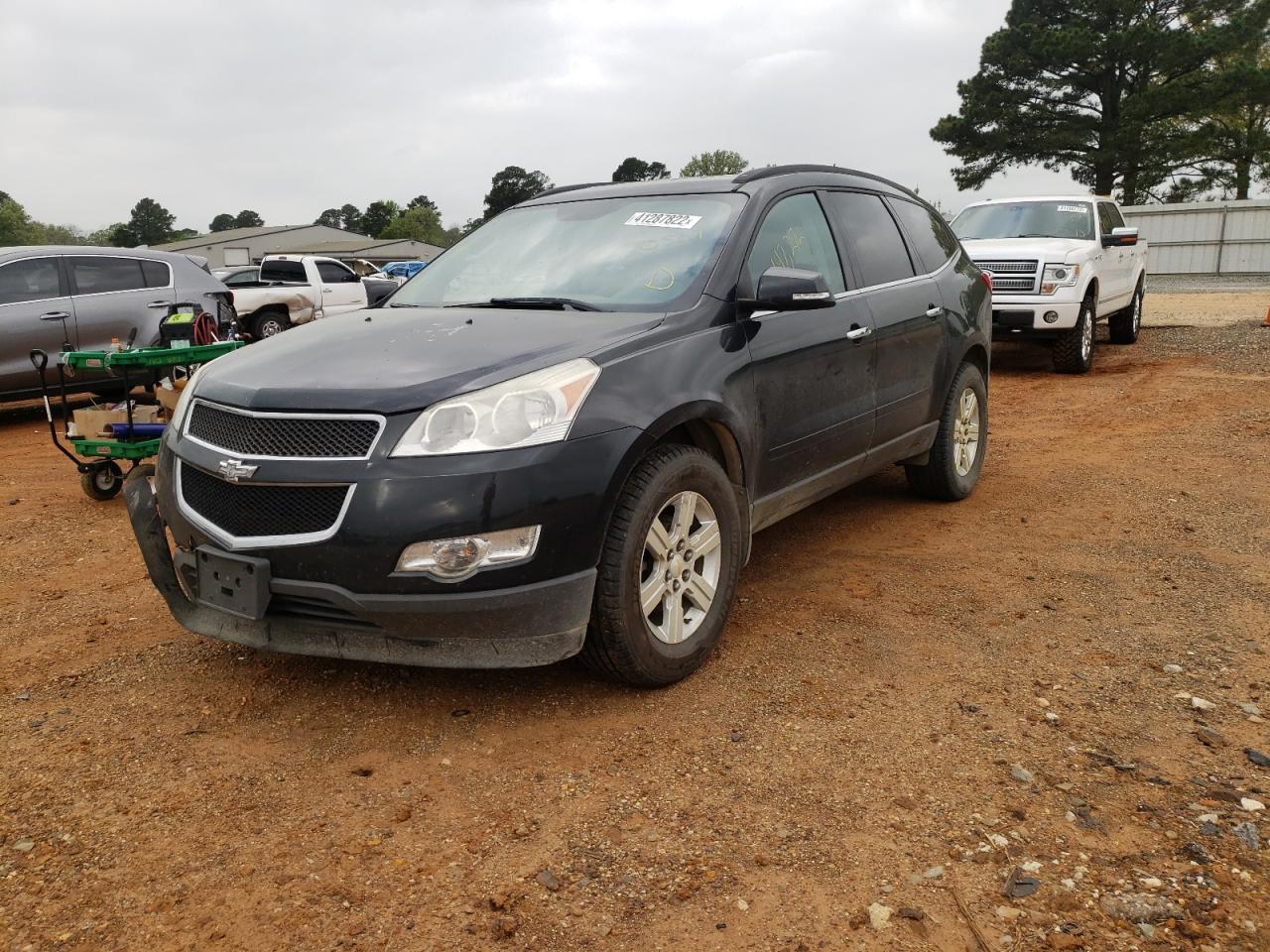 Photo 2 from auction – 2012 CHEVROLET TRAVERSE L with VIN 1GNKRGED1CJ100567