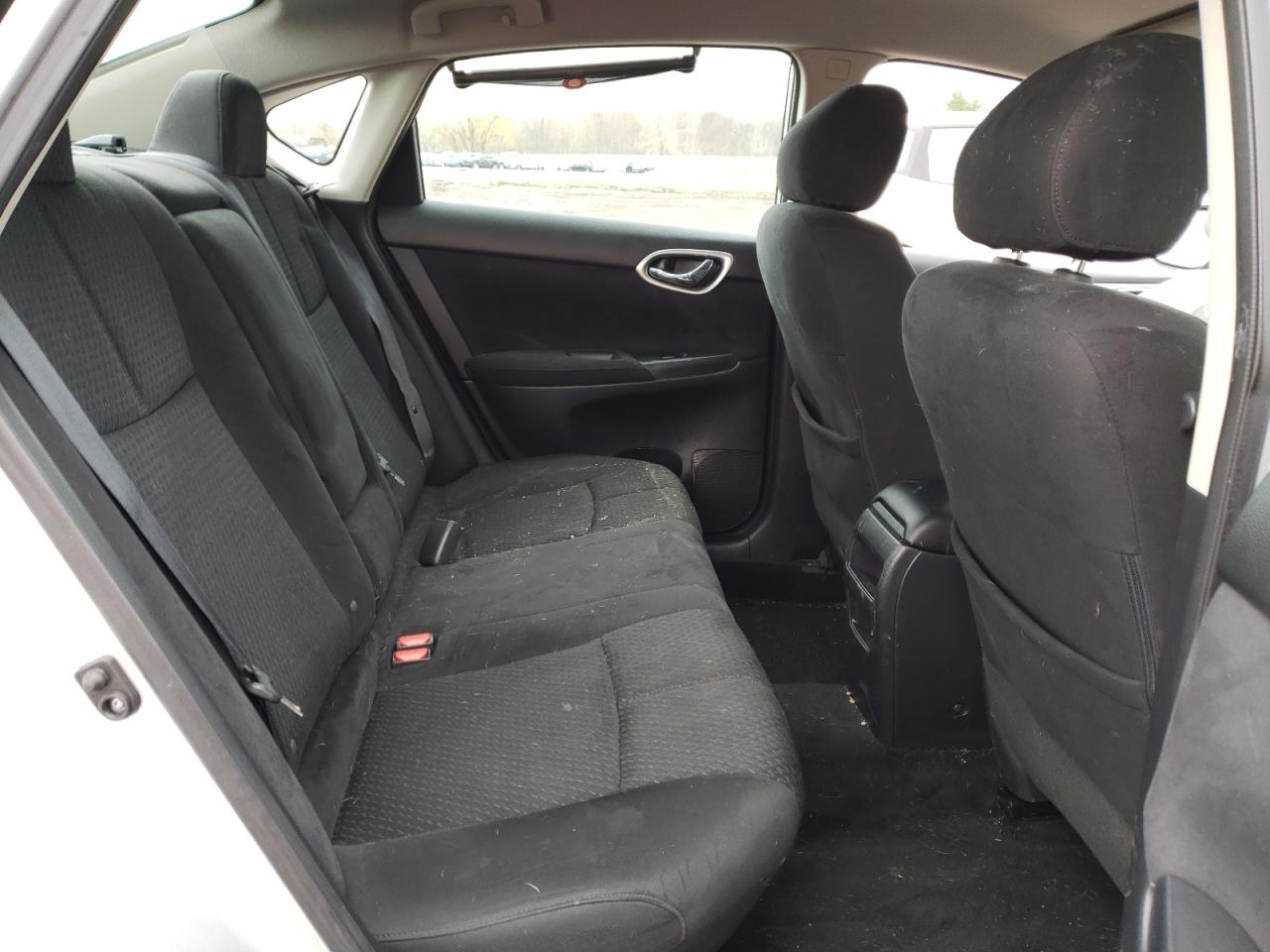 Photo 6 from auction – 2014 NISSAN SENTRA S with VIN 3N1AB7AP5EY306386