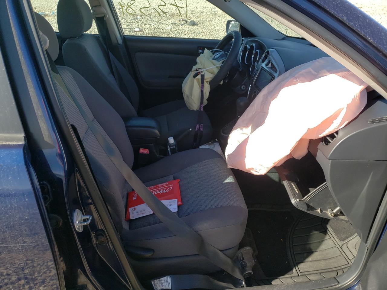 Photo 5 from auction – 2006 TOYOTA COROLLA MA with VIN 2T1KR32E26C564112