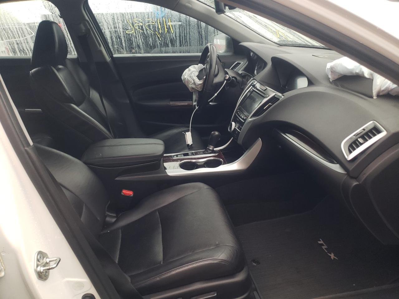 Photo 5 from auction – 2015 ACURA TLX TECH with VIN 19UUB1F56FA023436