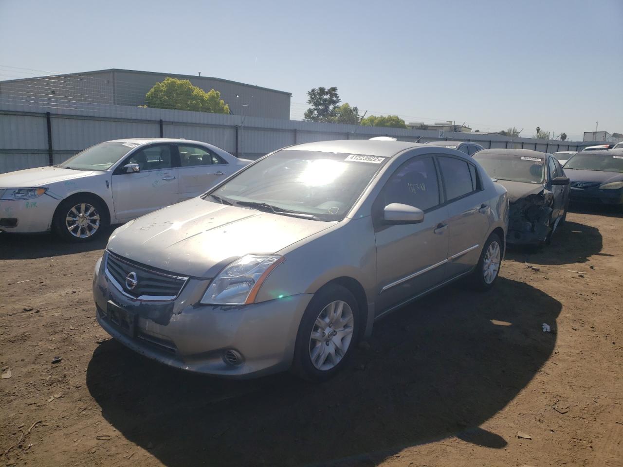 Photo 2 from auction – 2012 NISSAN SENTRA 2.0 with VIN 3N1AB6AP1CL676884