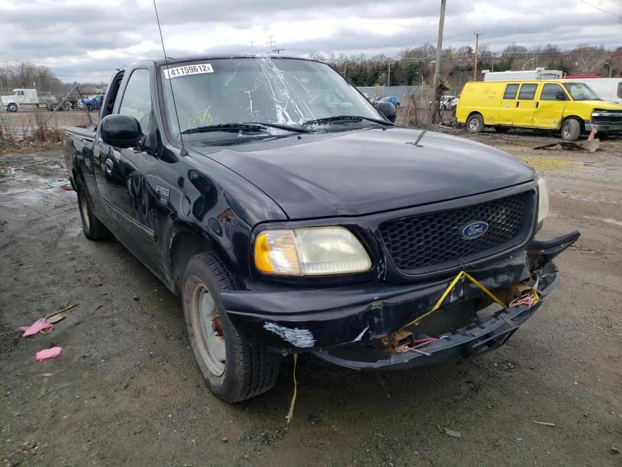Photo 1 from auction – 2001 FORD F150 with VIN 1FTRX17W61NA57908