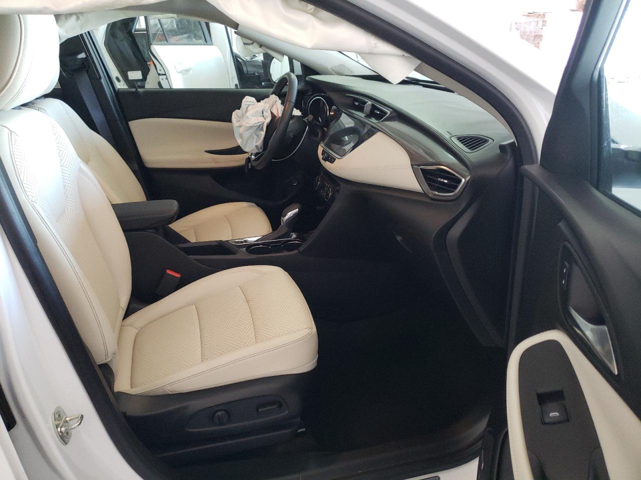 Photo 5 from auction – 2020 BUICK ENCORE GX with VIN KL4MMFSL4LB105613