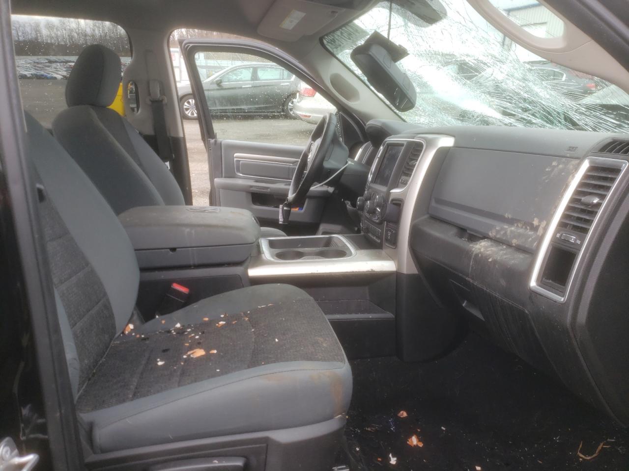 Photo 5 from auction – 2019 RAM 1500 CLASS with VIN 1C6RR7LTXKS535007