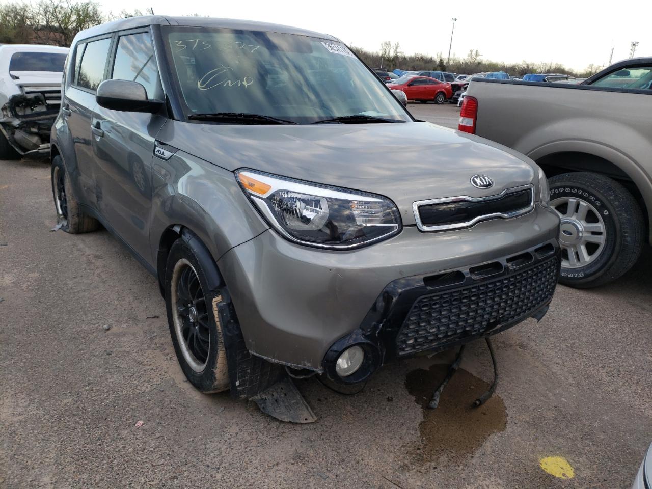 KIA SOUL + 2016 with VIN KNDJP3A51G7375327 - Photo from auction