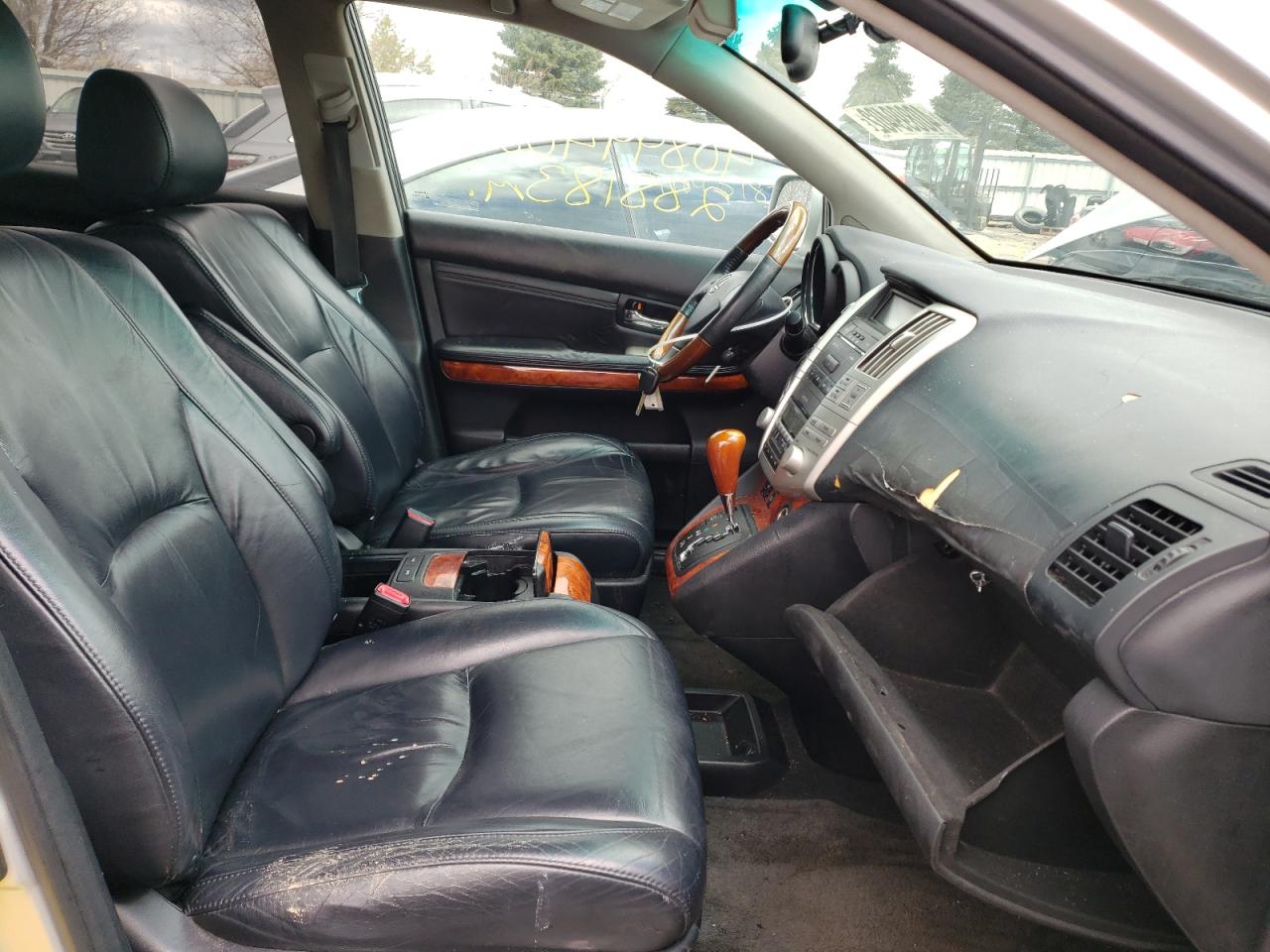 Photo 5 from auction – 2004 LEXUS RX 330 with VIN 2T2HA31UX4C033243