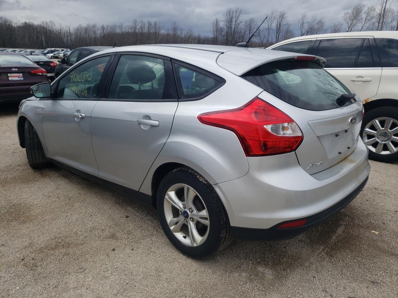 Photo 3 from auction – 2014 FORD FOCUS SE with VIN 1FADP3K24EL369369
