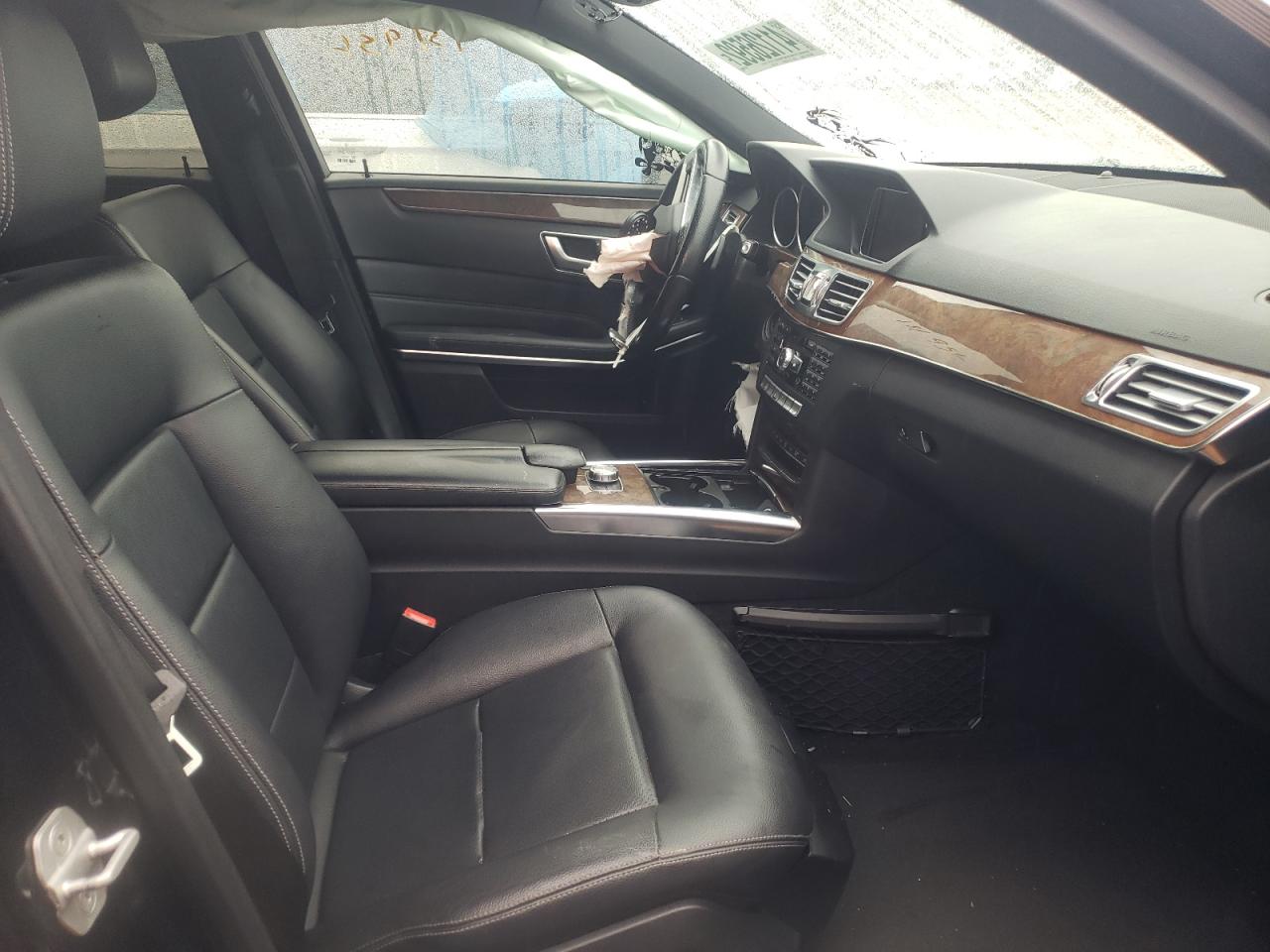 Photo 19 from auction – 2014 MERCEDES-BENZ E 350 with VIN WDDHF5KBXEA791416