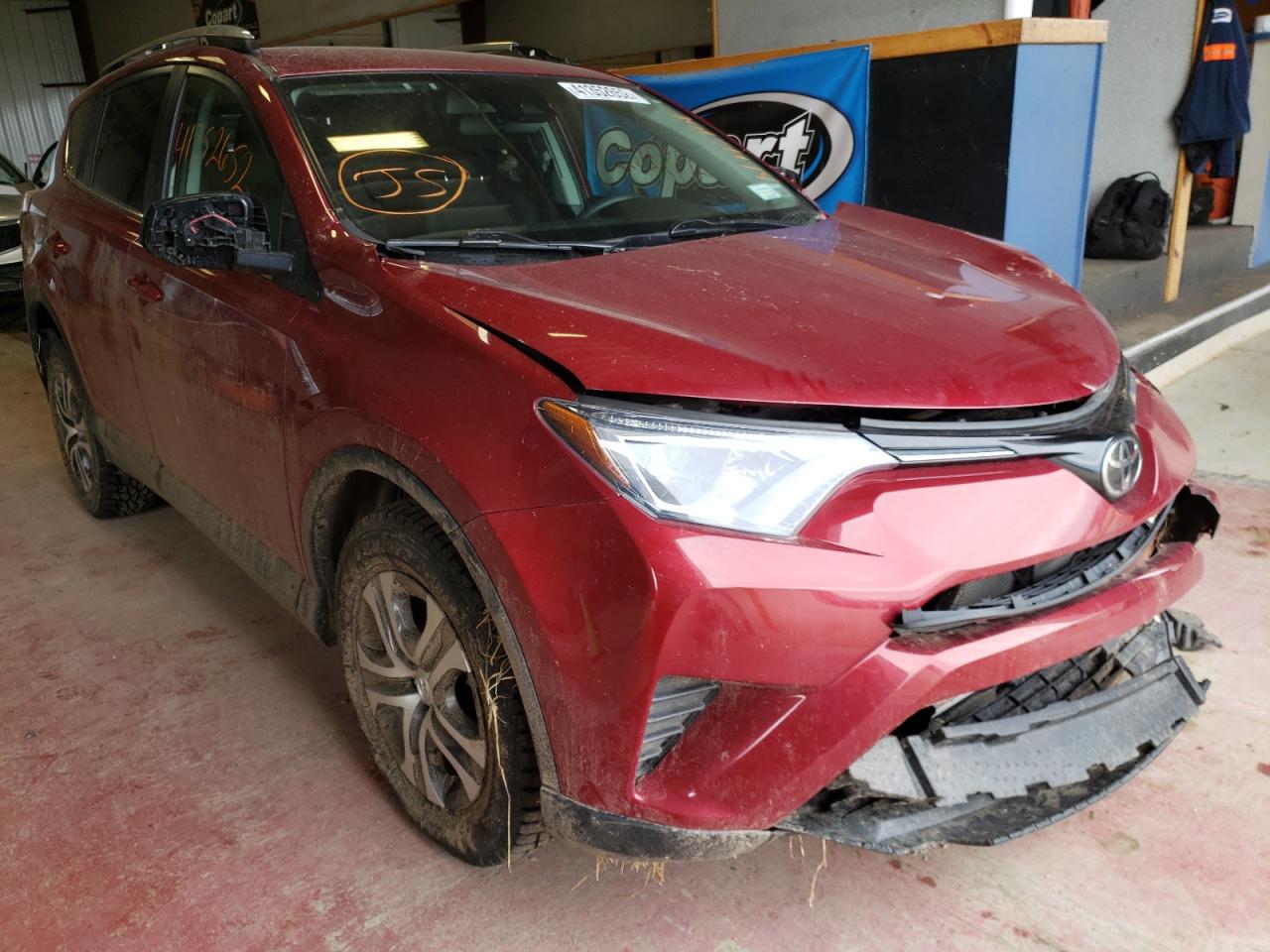 TOYOTA RAV4 LE 2018 with VIN 2T3BFREV5JW810821 - Photo from auction