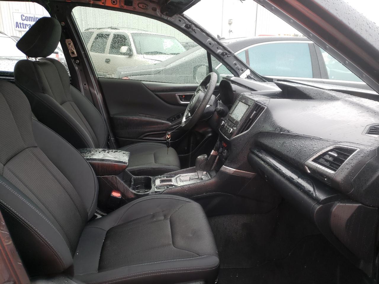 Photo 5 from auction – 2020 SUBARU FORESTER with VIN JF2SKADC9LH472329