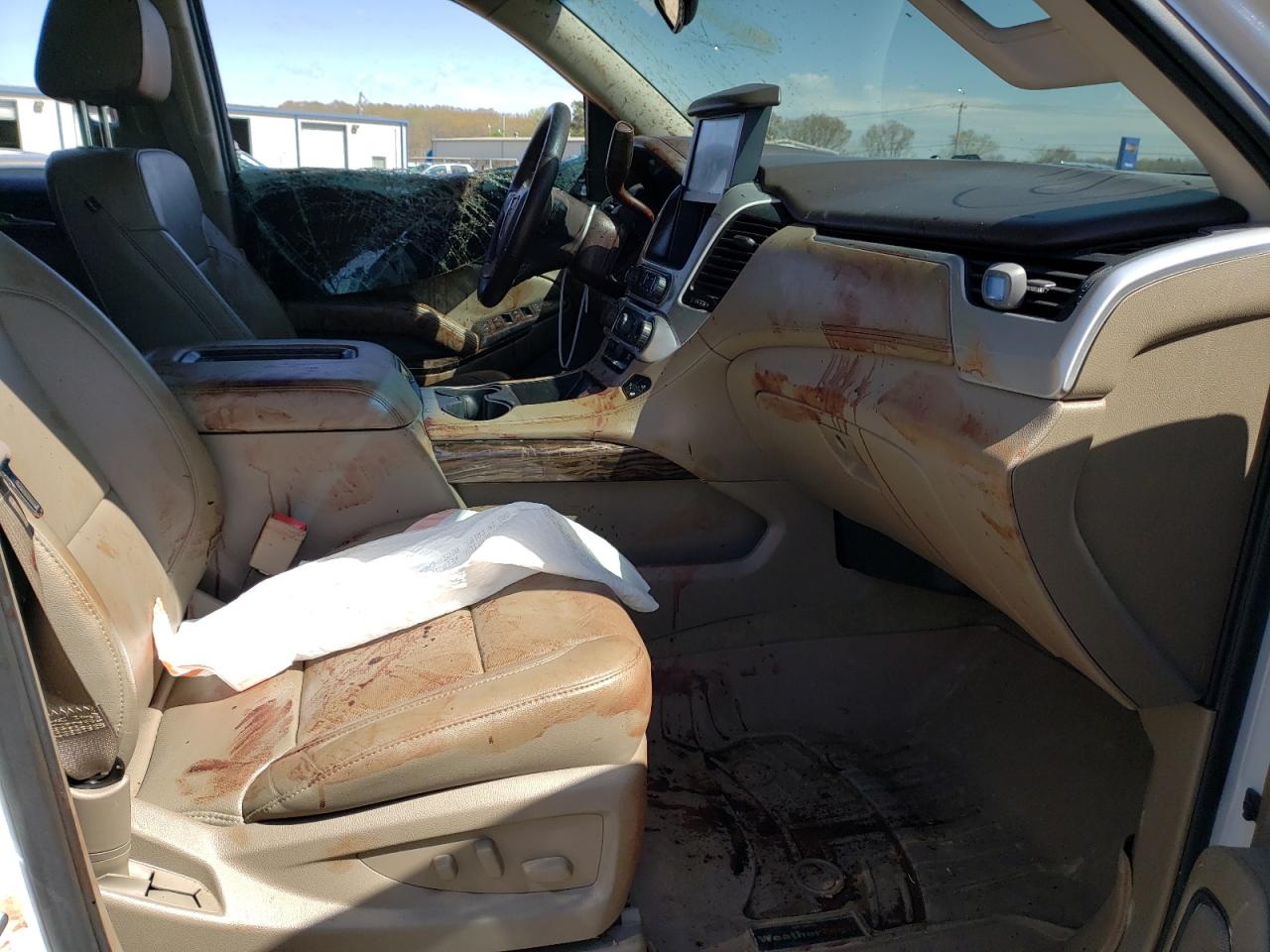 Photo 5 from auction – 2016 GMC YUKON SLT with VIN 1GKS1BKC6GR408621