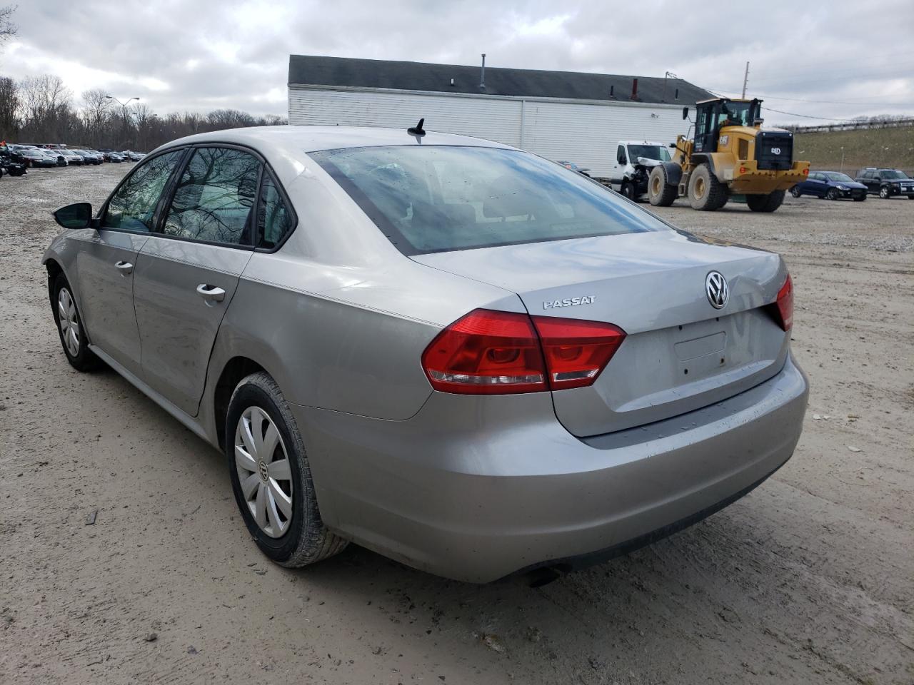 Photo 3 from auction – 2012 VOLKSWAGEN PASSAT S with VIN 1VWAH7A34CC022534