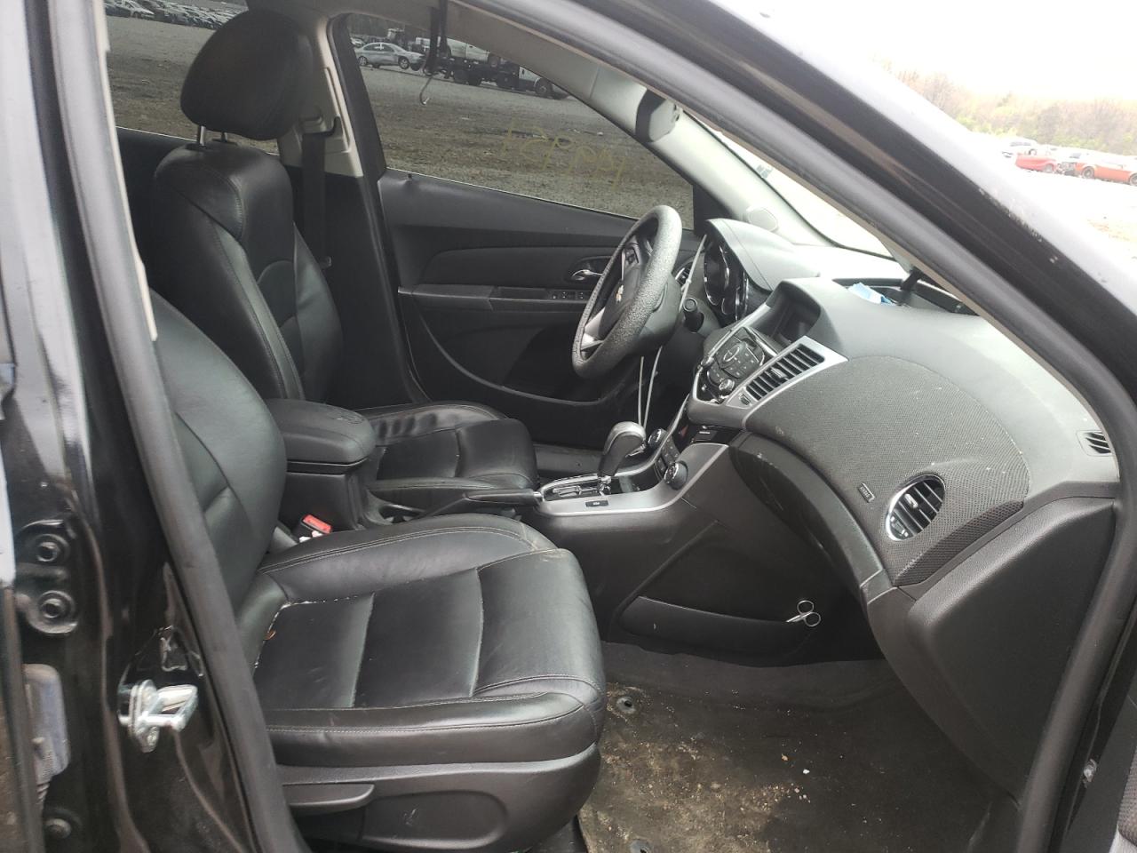 Photo 5 from auction – 2012 CHEVROLET CRUZE LT with VIN 1G1PG5SC8C7275246