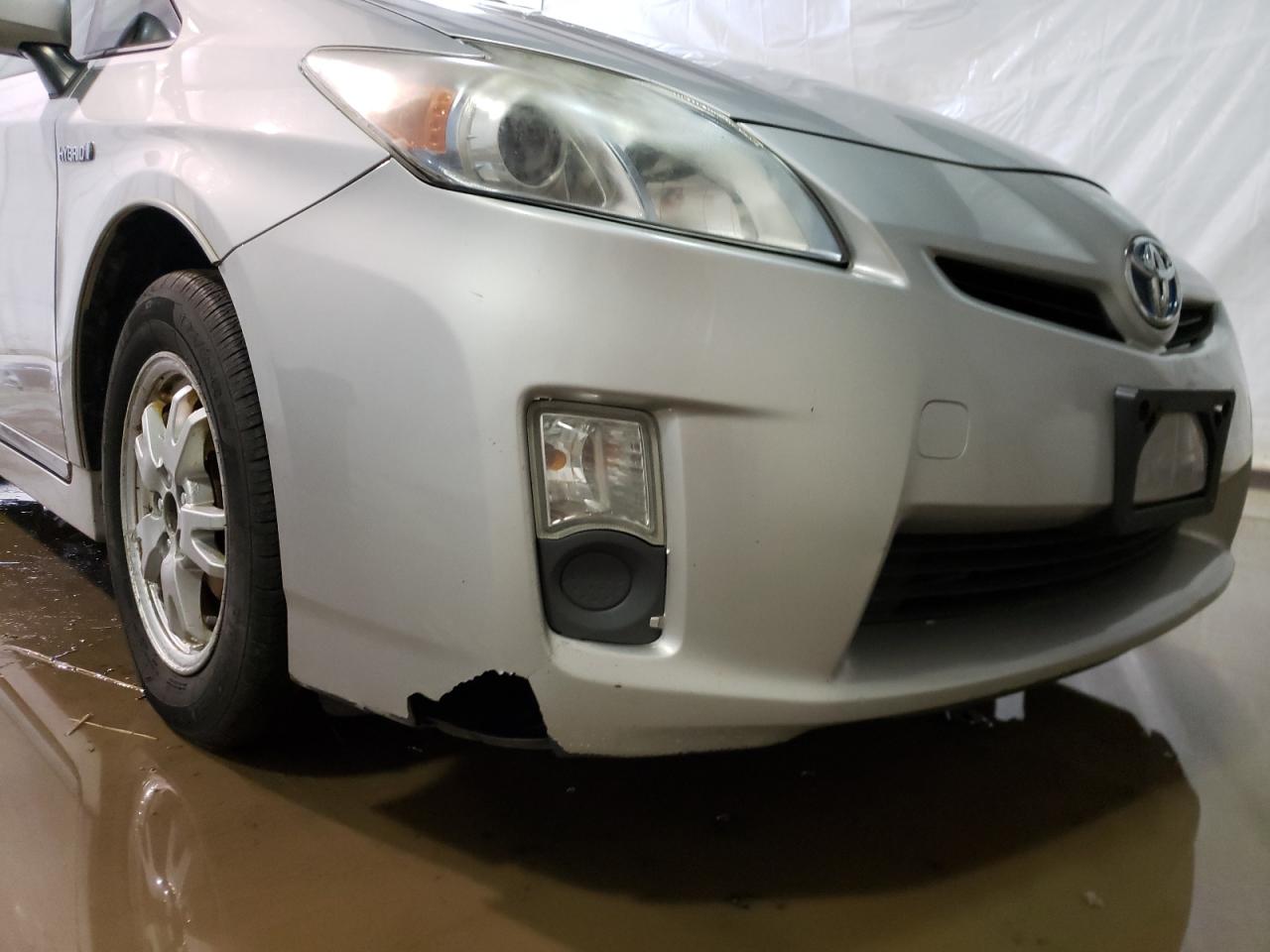 Photo 9 from auction – 2010 TOYOTA PRIUS with VIN JTDKN3DU5A0163205