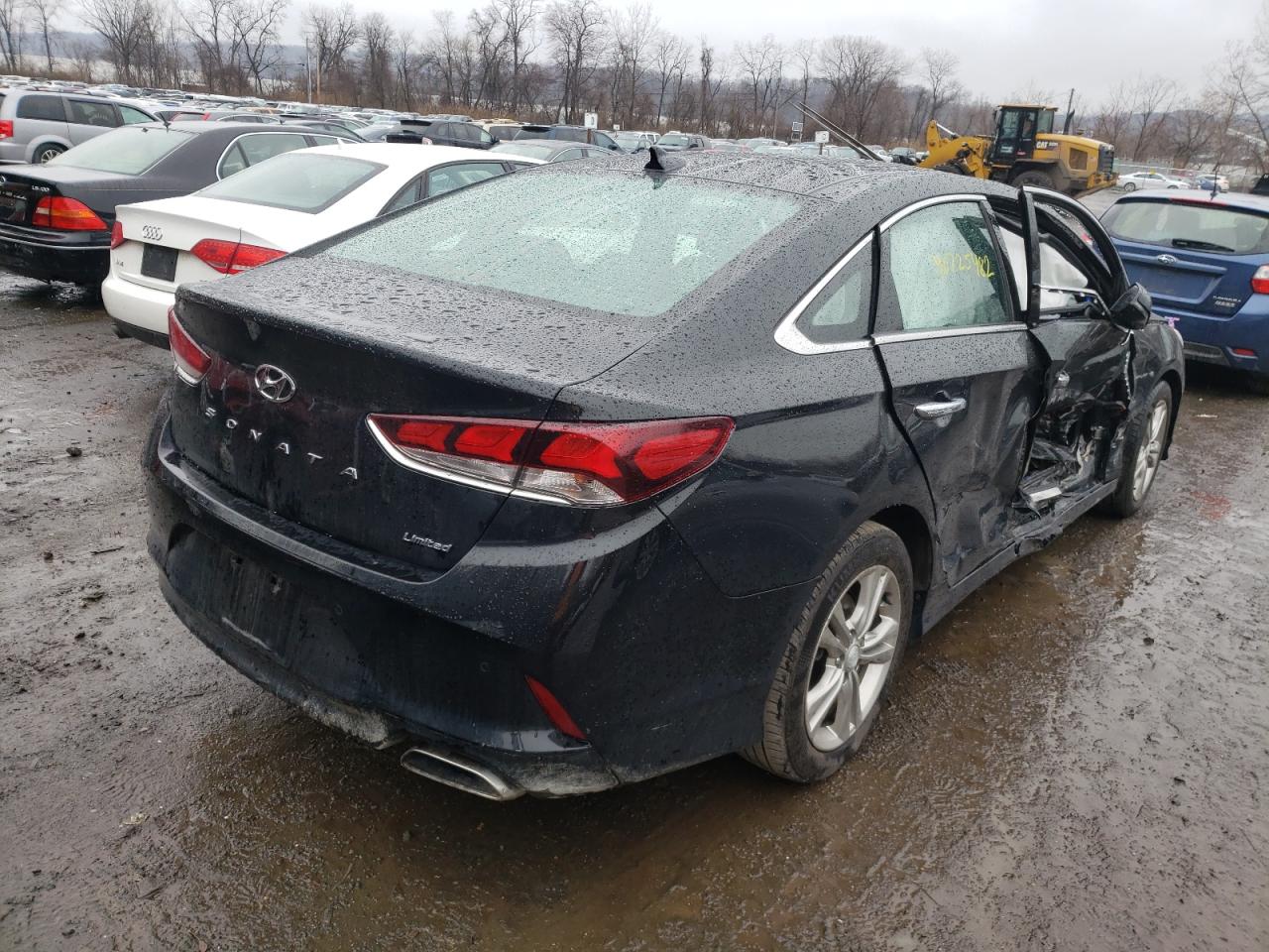 Photo 4 from auction – 2019 HYUNDAI SONATA LIM with VIN 5NPE34AFXKH747005