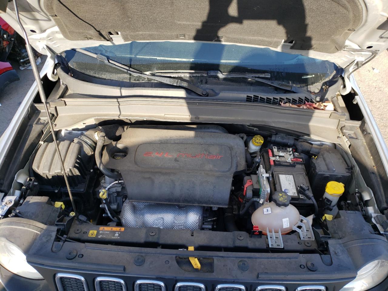 Photo 7 from auction – 2017 JEEP RENEGADE L with VIN ZACCJBBB9HPF22247
