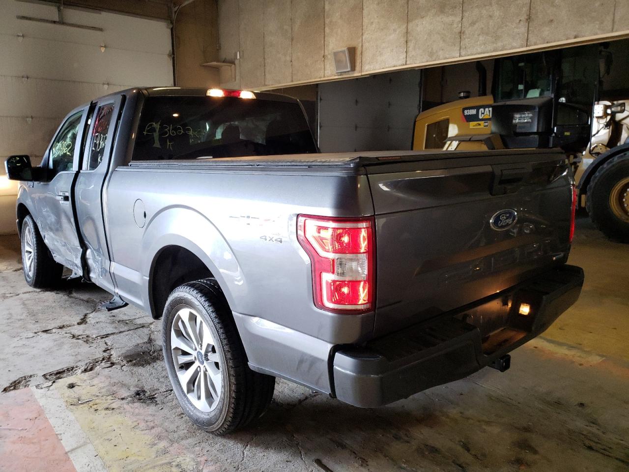 Photo 3 from auction – 2018 FORD F150 SUPER with VIN 1FTEX1EP7JKE43622