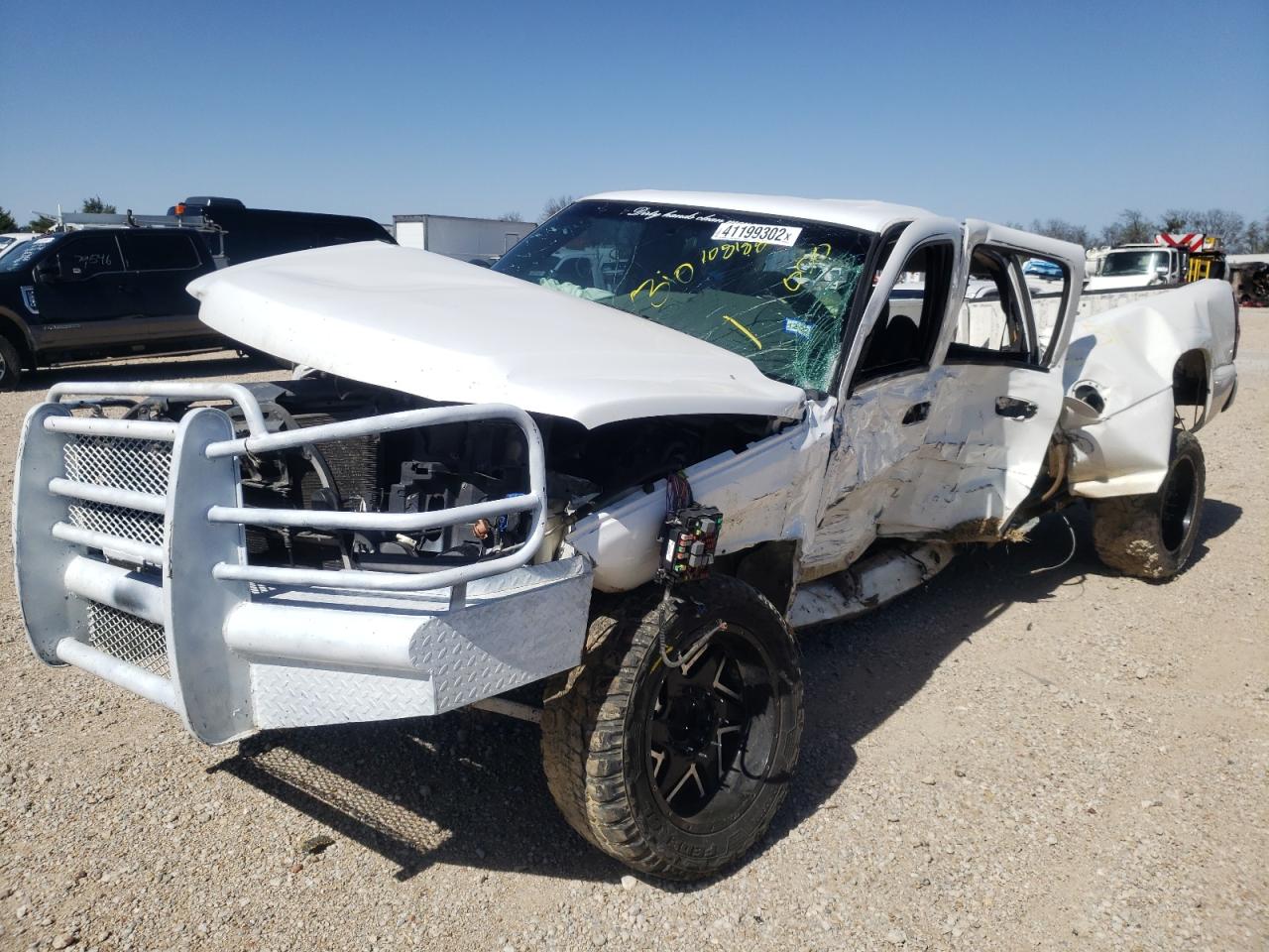 Photo 2 from auction – 2007 CHEVROLET SILVERADO with VIN 1GCHC23U77F108188