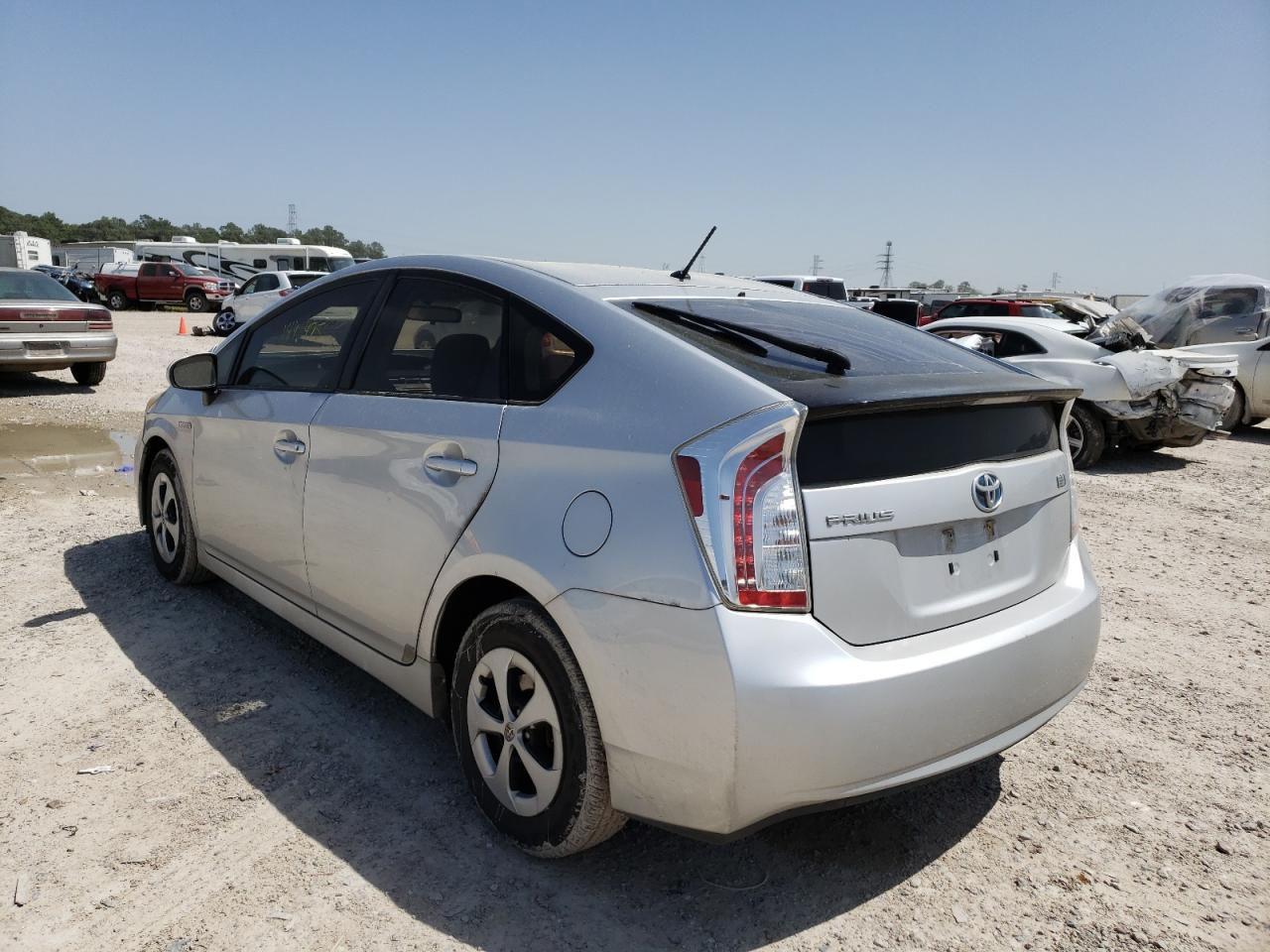 Photo 3 from auction – 2012 TOYOTA PRIUS with VIN JTDKN3DU2C5488495