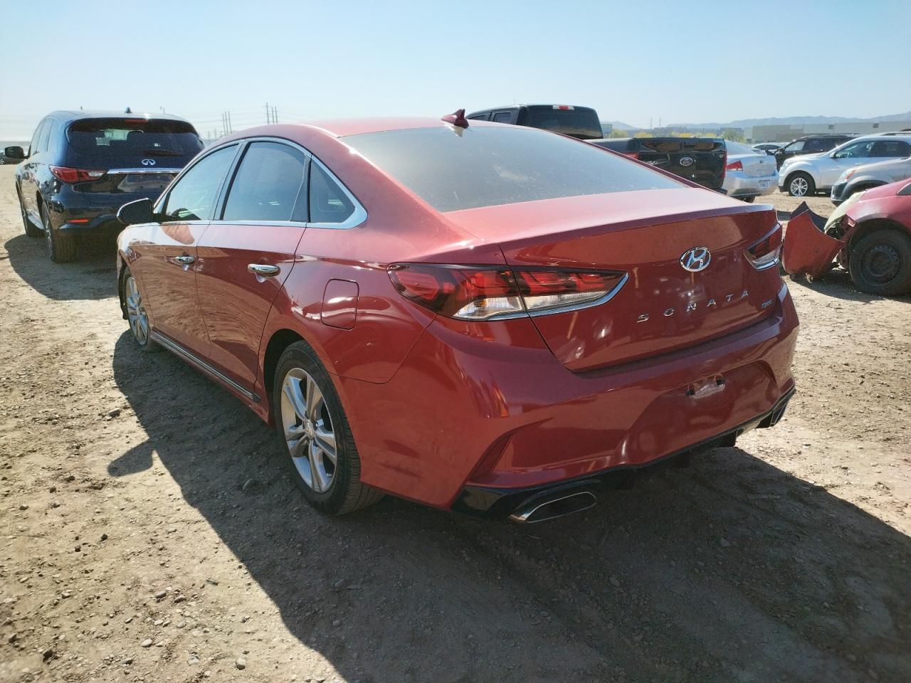 Photo 3 from auction – 2019 HYUNDAI SONATA LIM with VIN 5NPE34AF4KH818487