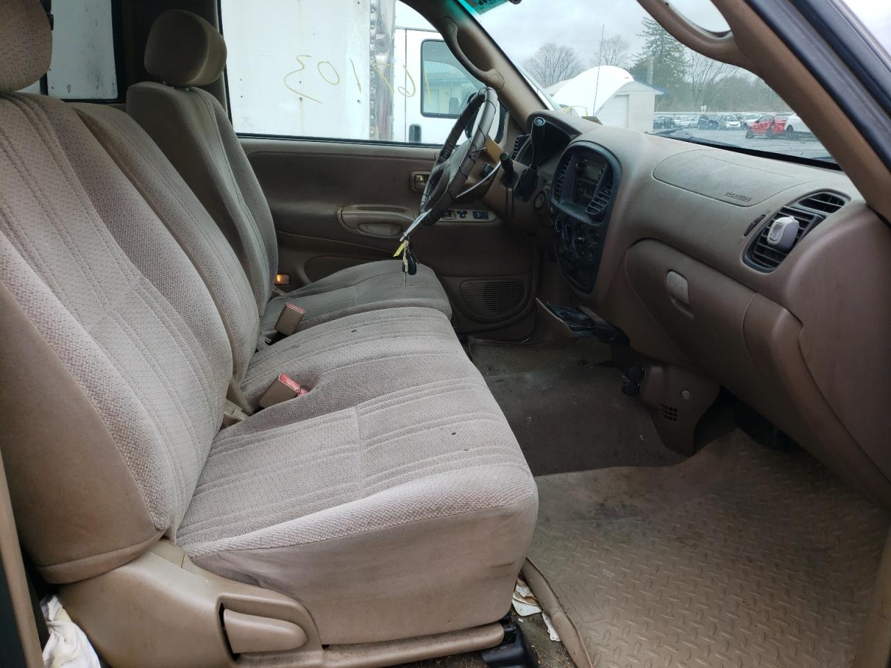 Photo 6 from auction – 2002 TOYOTA TUNDRA SR5 with VIN 5TBKT441X2S303886