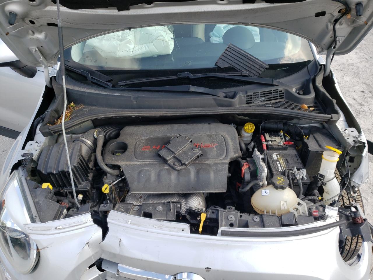 Photo 7 from auction – 2016 FIAT 500X LOUNG with VIN ZFBCFYDT1GP378573