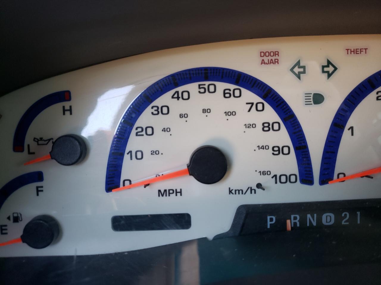 Photo 8 from auction – 2001 FORD EXPEDITION with VIN 1FMRU15W21LB08386