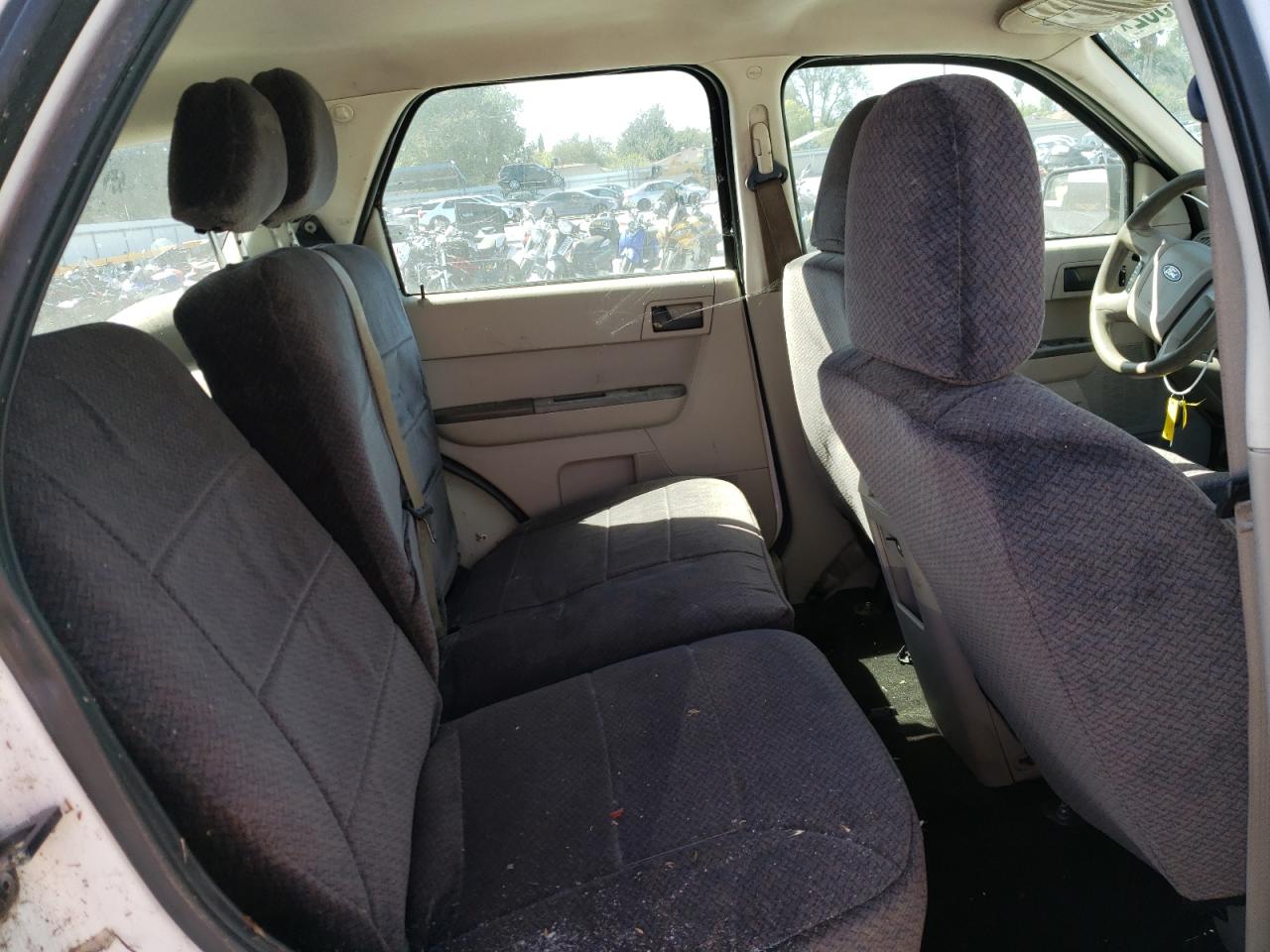 Photo 6 from auction – 2012 FORD ESCAPE XLS with VIN 1FMCU0C7XCKA84911