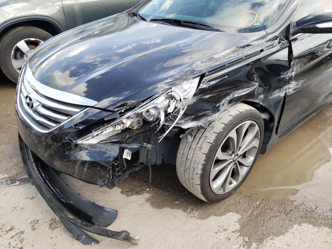 Photo 9 from auction – 2014 HYUNDAI SONATA SE with VIN 5NPEC4AC2EH945541