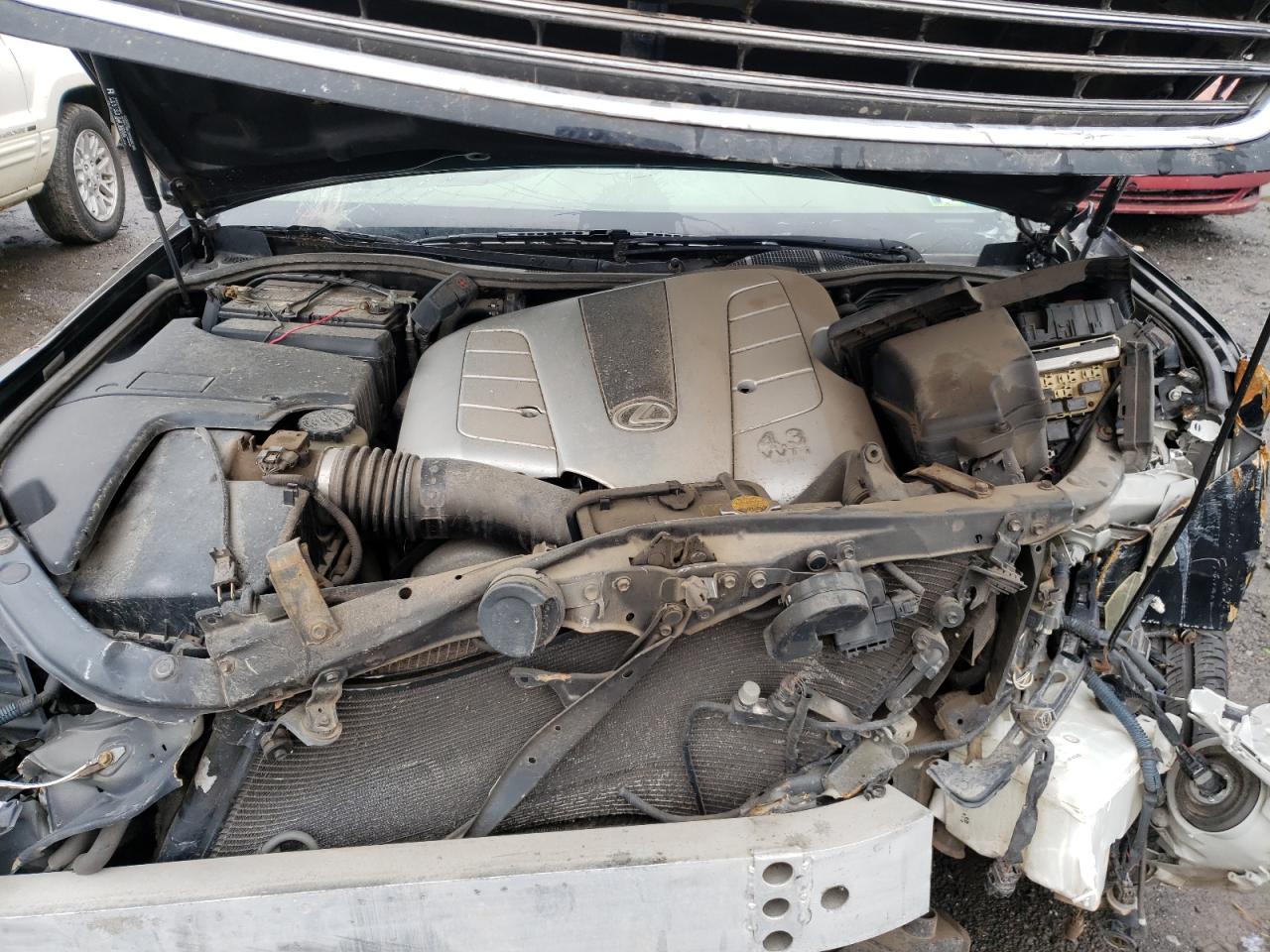 Photo 7 from auction – 2001 LEXUS LS 430 with VIN JTHBN30F610024206