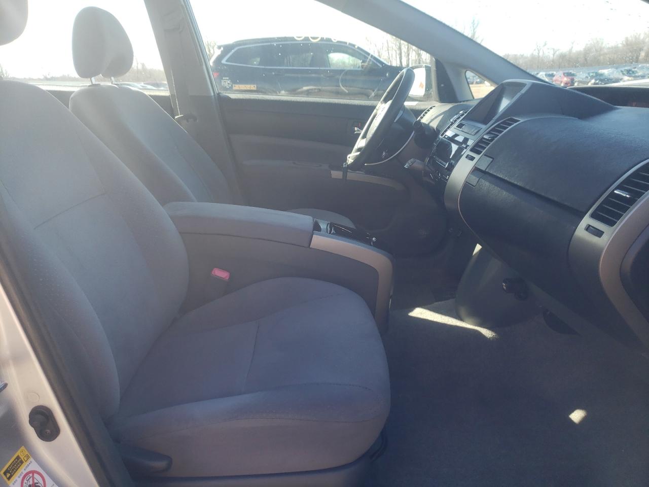 Photo 5 from auction – 2008 TOYOTA PRIUS with VIN JTDKB20U287715074