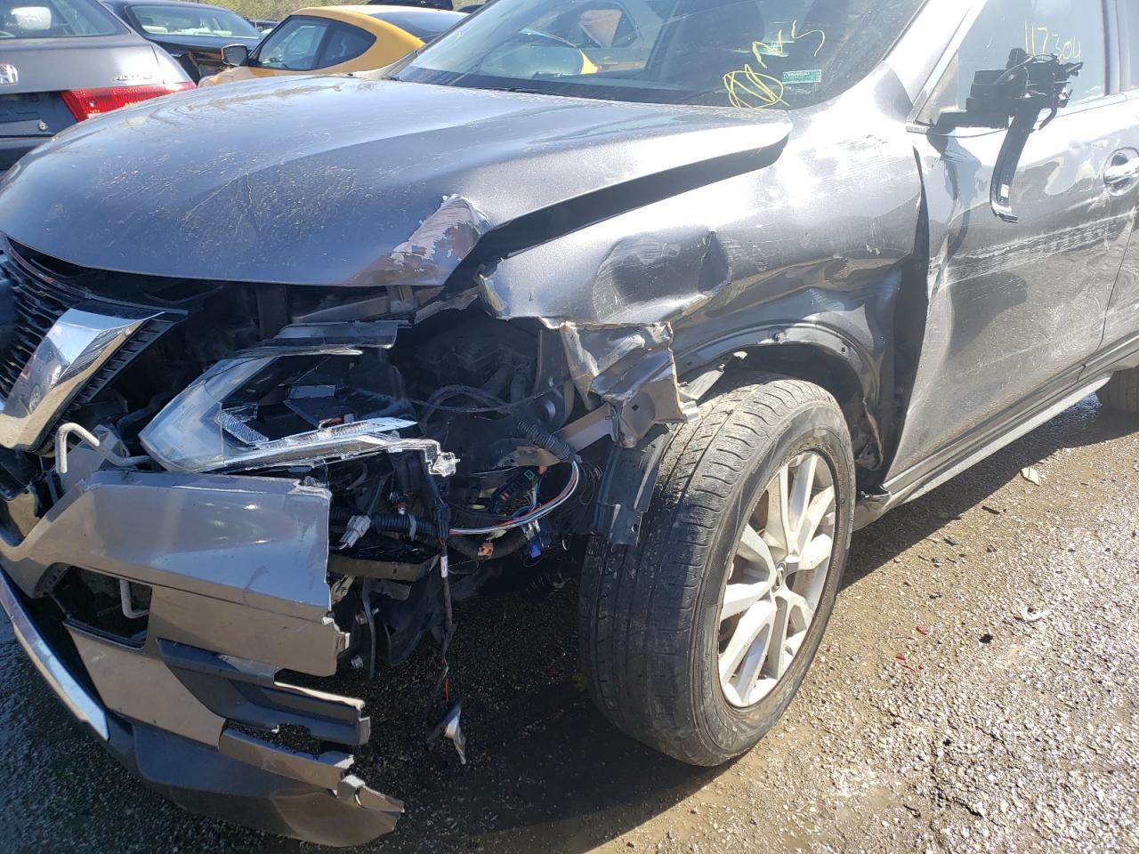Photo 9 from auction – 2017 NISSAN ROGUE S with VIN KNMAT2MT3HP520417