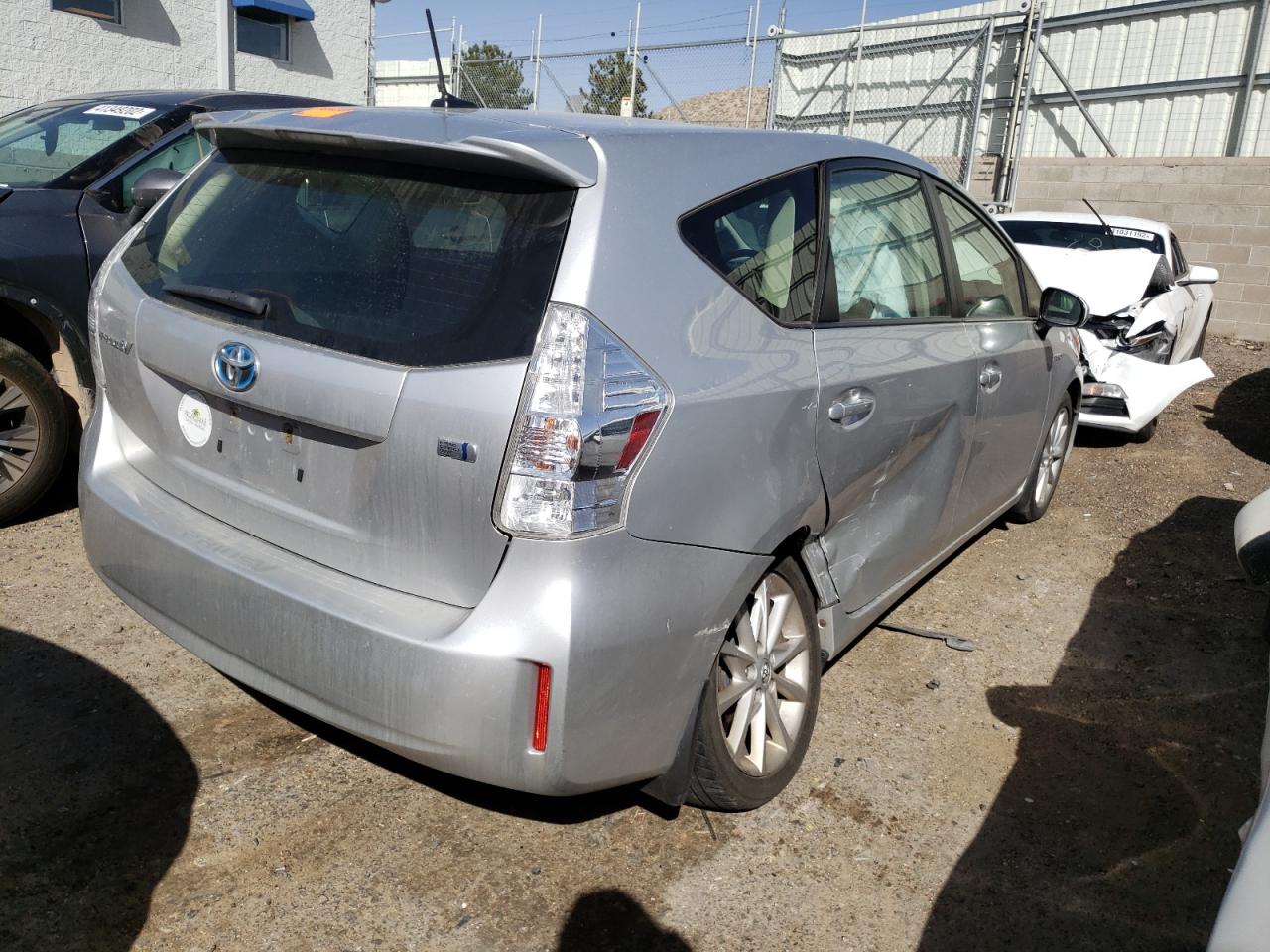 Photo 4 from auction – 2012 TOYOTA PRIUS V with VIN JTDZN3EU1C3153477