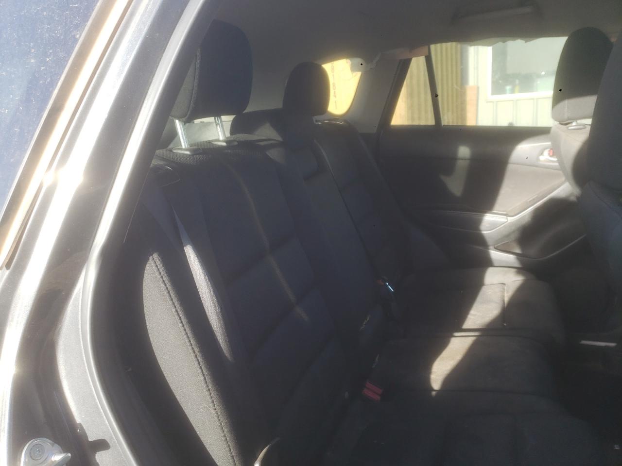 Photo 6 from auction – 2016 MAZDA CX-5 TOURI with VIN JM3KE2CY1G0616847