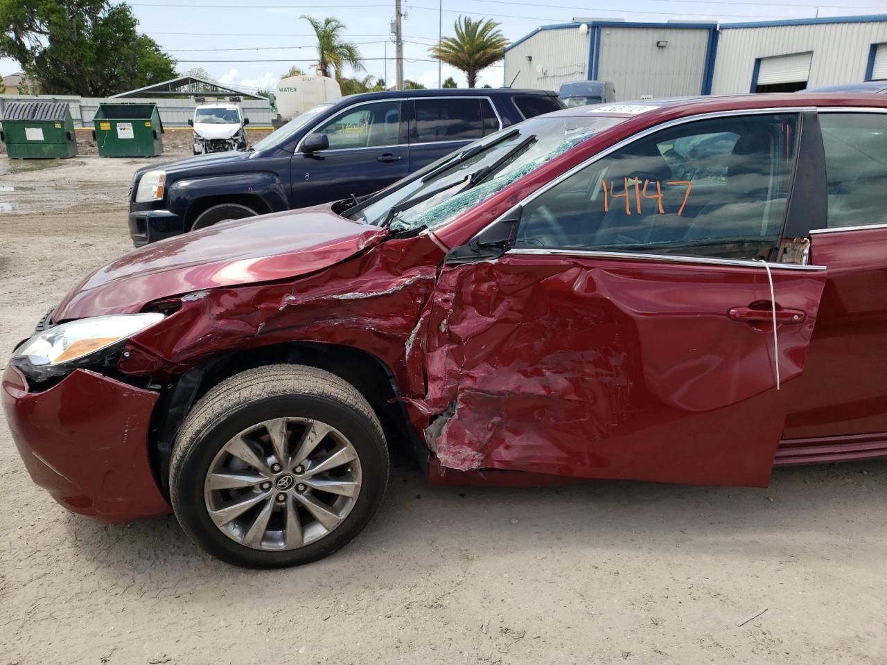 Photo 9 from auction – 2017 TOYOTA CAMRY LE with VIN 4T1BF1FK4HU658362