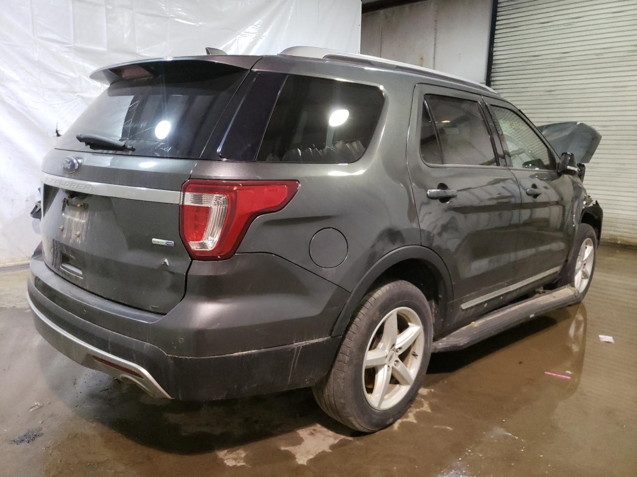 Photo 4 from auction – 2016 FORD EXPLORER X with VIN 1FM5K8DH2GGB77449