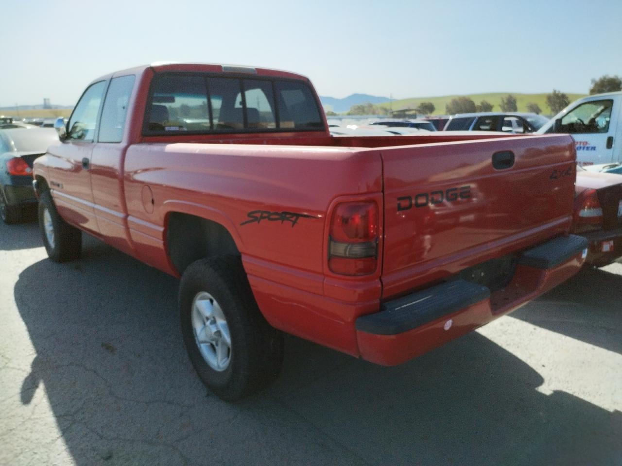 Photo 3 from auction – 1997 DODGE RAM 1500 with VIN 3B7HF13Z0VG816520