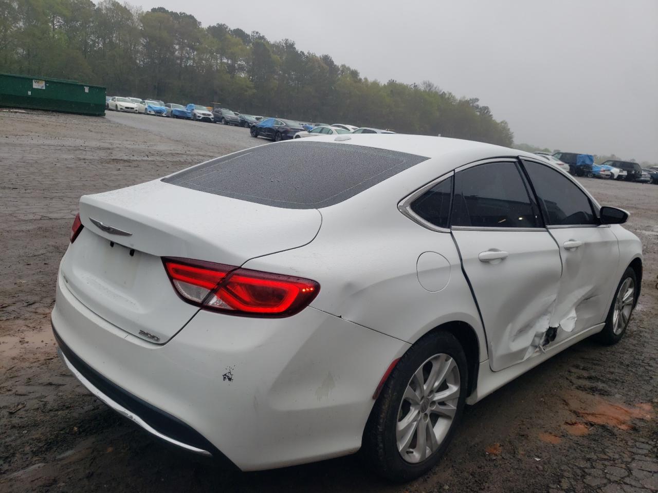 Photo 4 from auction – 2015 CHRYSLER 200 LIMITE with VIN 1C3CCCAB8FN724525